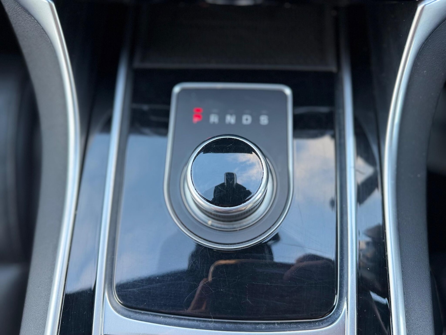 Used Jaguar XE for sale - 76619882: Photo 48