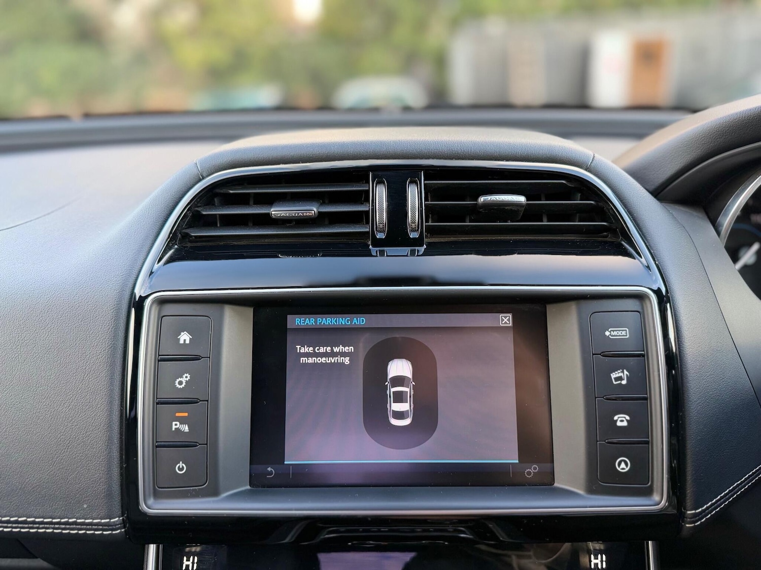 Used Jaguar XE for sale - 76619882: Photo 59