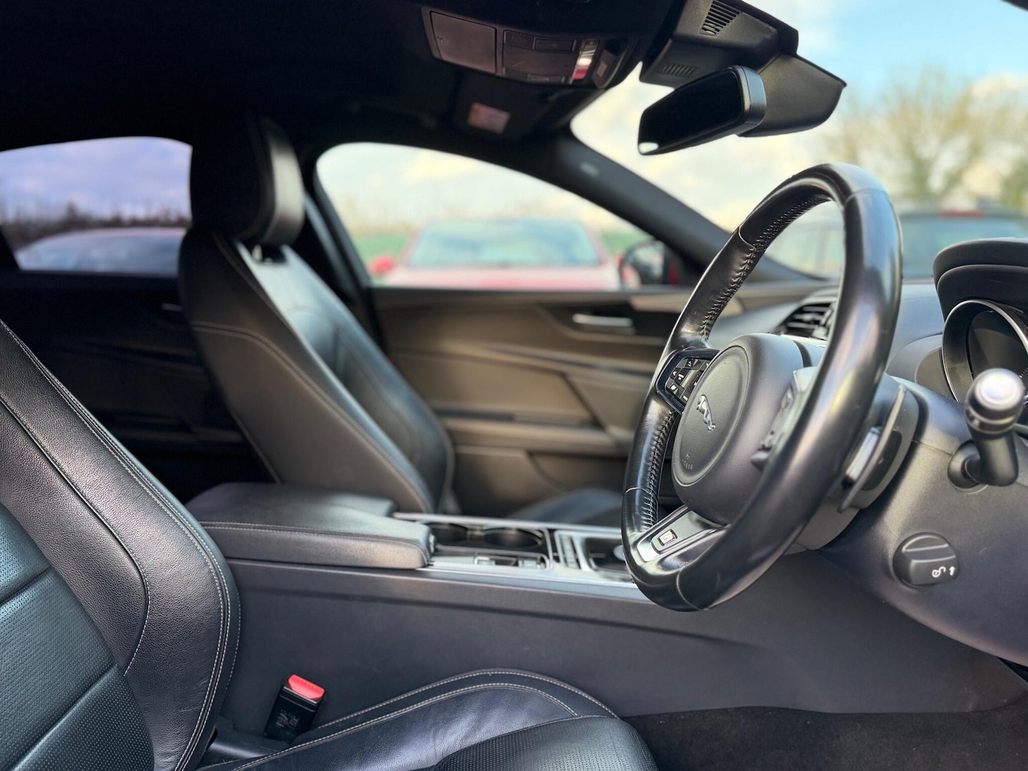 Used Jaguar XE for sale - 76619882: Photo 6