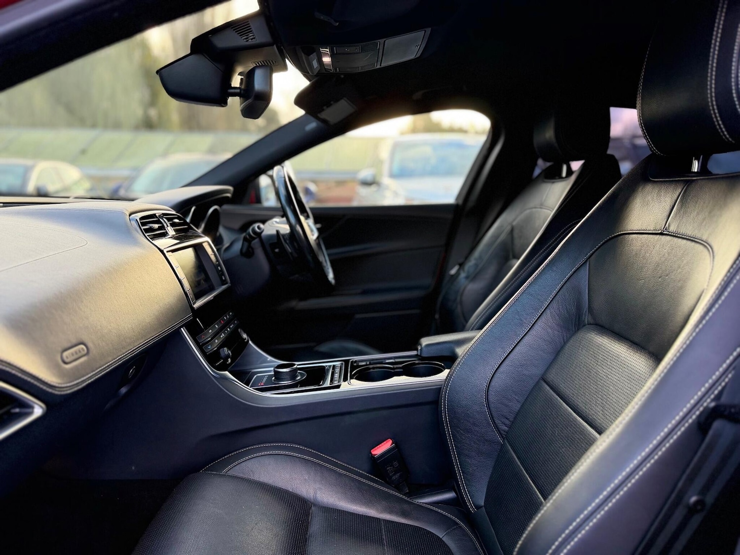 Used Jaguar XE for sale - 76619882: Photo 77