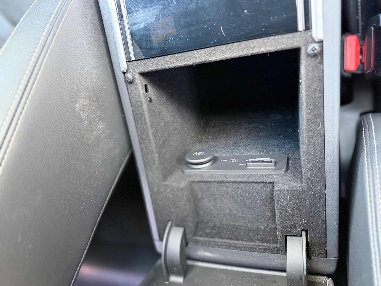 Used Jaguar XE for sale - 76619882: Photo 89