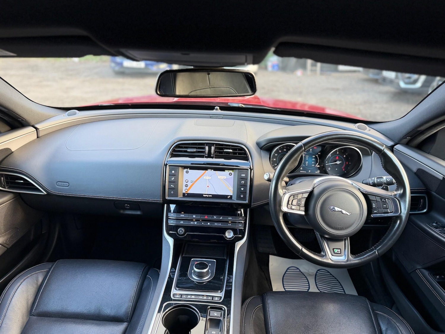 Used Jaguar XE for sale - 76619882: Photo 9