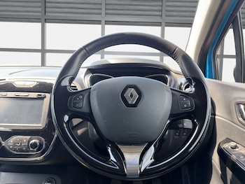Used Renault Captur 2015 for sale - 78768279: Photo