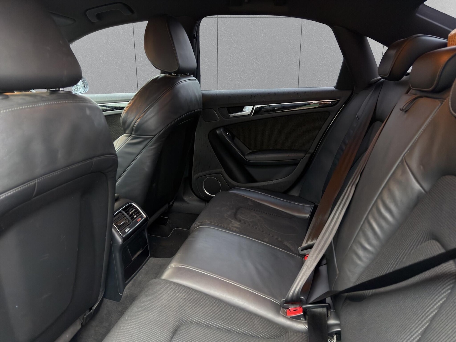 Used Audi A4 2013 for sale - 77156647: Photo 21