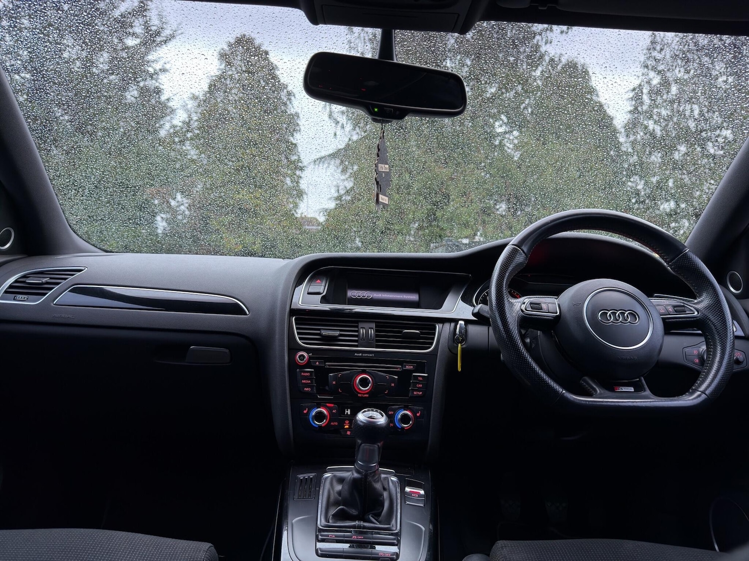 Used Audi A4 2013 for sale - 77156647: Photo 25