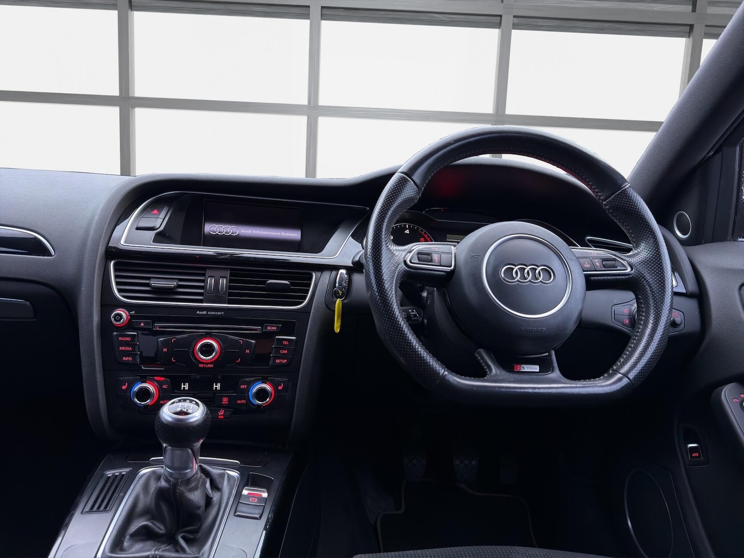 Used Audi A4 2013 for sale - 77156647: Photo 27