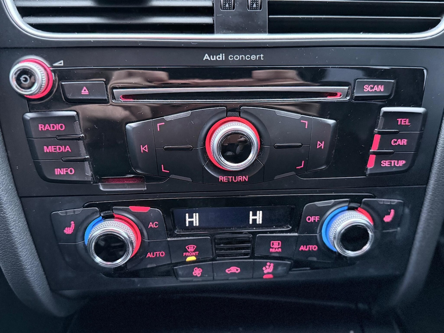 Used Audi A4 2013 for sale - 77156647: Photo 46