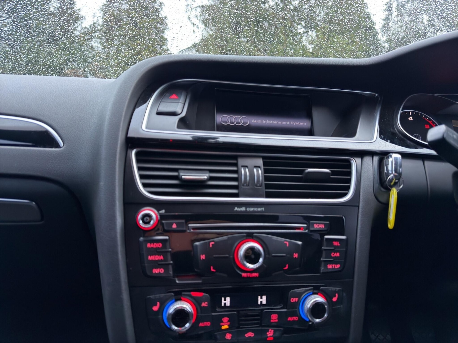 Used Audi A4 2013 for sale - 77156647: Photo 67