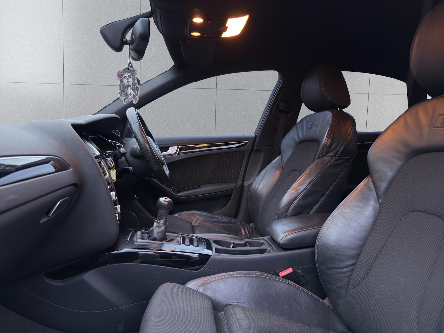 Used Audi A4 2013 for sale - 77156647: Photo 9