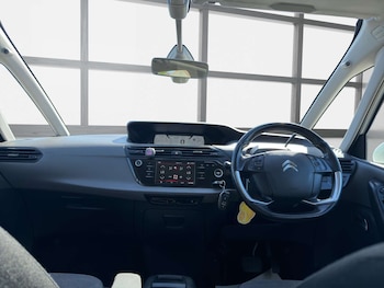 Used Citroen Grand C4 Picasso 2017 for sale - 78305051: Photo