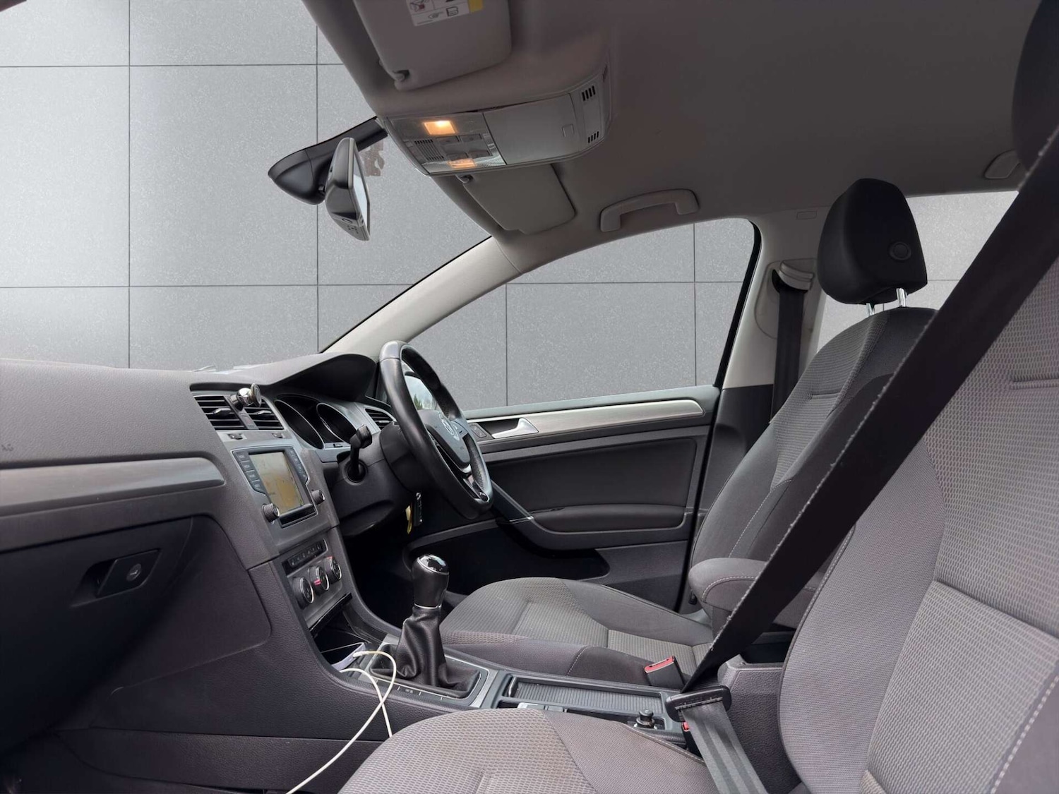 Used Volkswagen Golf 2016 for sale - 77946153: Photo 5