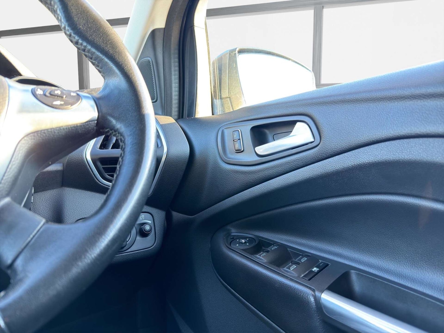 Used Ford Kuga 2013 for sale - 77946165: Photo 36