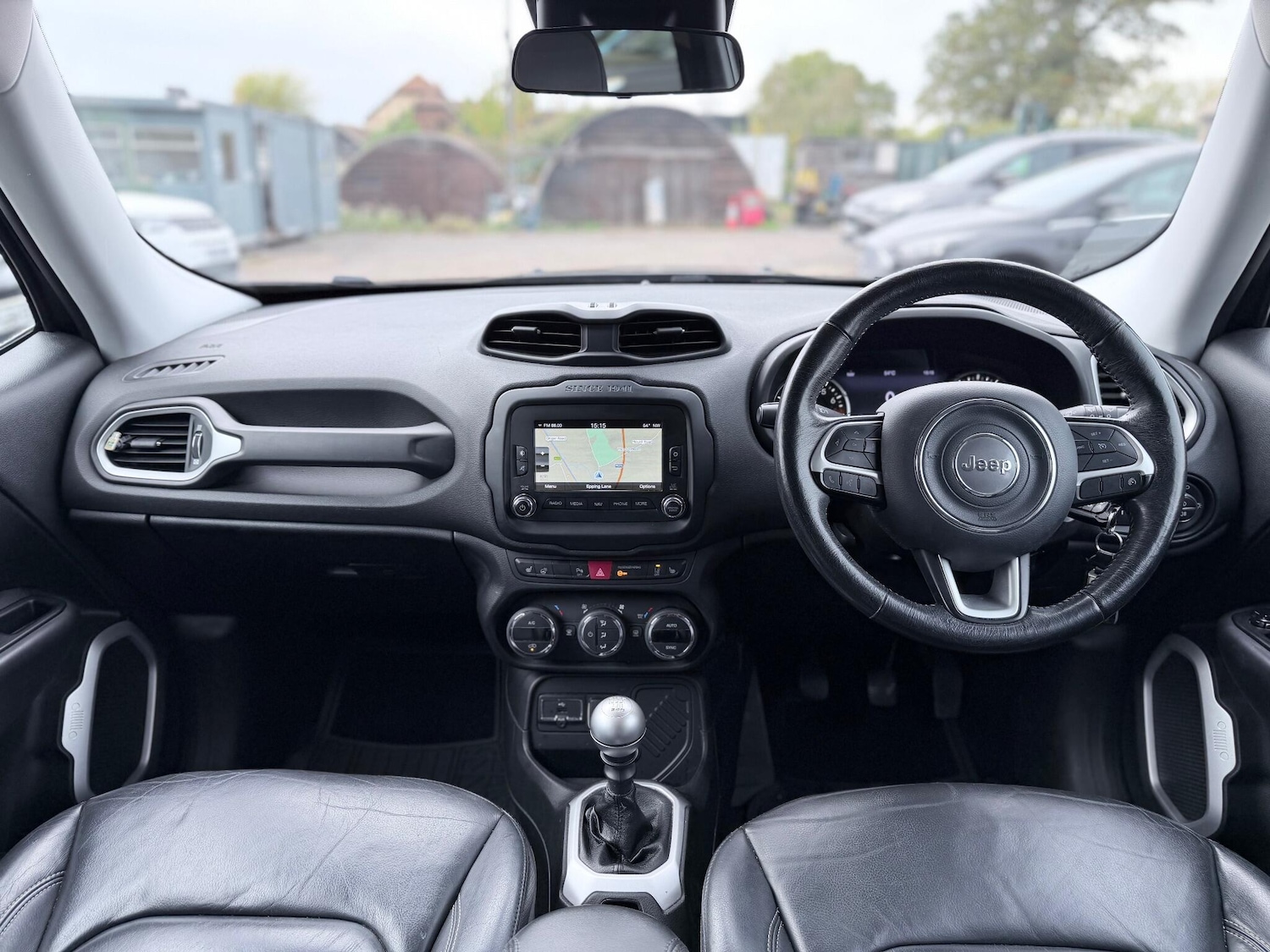 Used Jeep Renegade 2015 for sale - 76314316: Photo 5