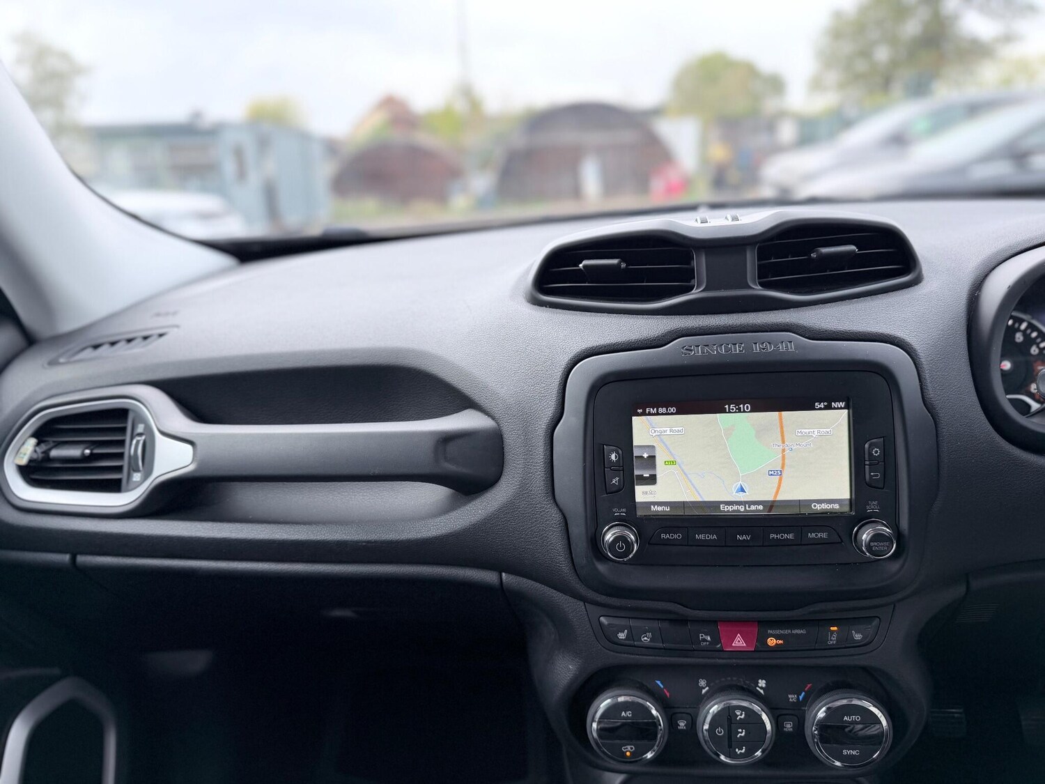 Used Jeep Renegade 2015 for sale - 76314316: Photo 52