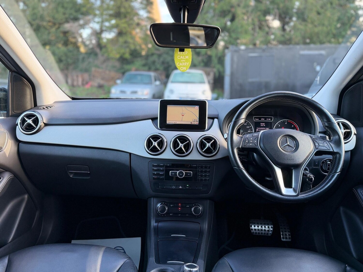 Used Mercedes-Benz B Class 2013 for sale - 76912920: Photo 32