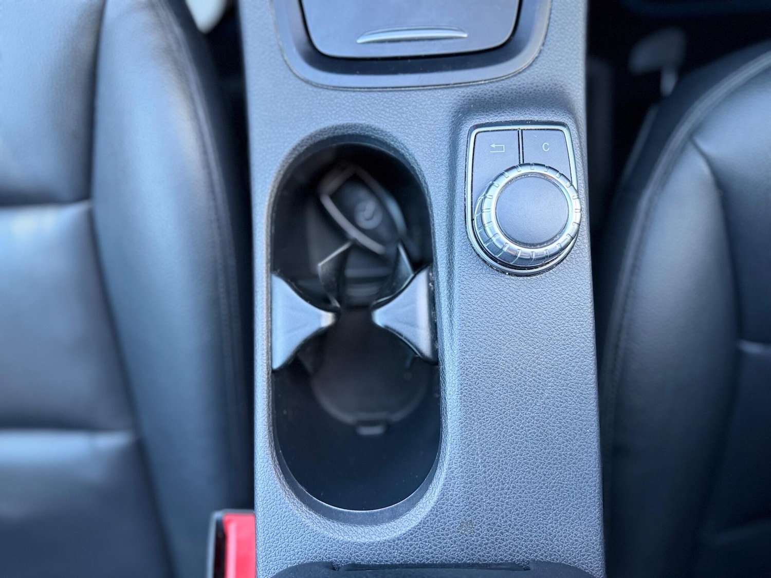 Used Mercedes-Benz B Class 2013 for sale - 76912920: Photo 37