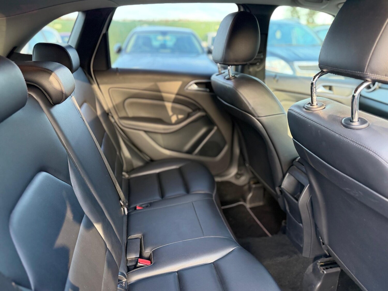 Used Mercedes-Benz B Class 2013 for sale - 76912920: Photo 40