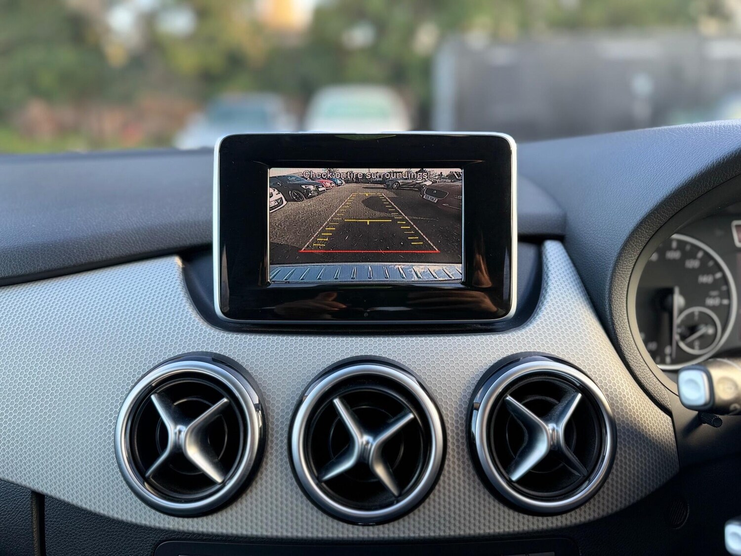 Used Mercedes-Benz B Class 2013 for sale - 76912920: Photo 51