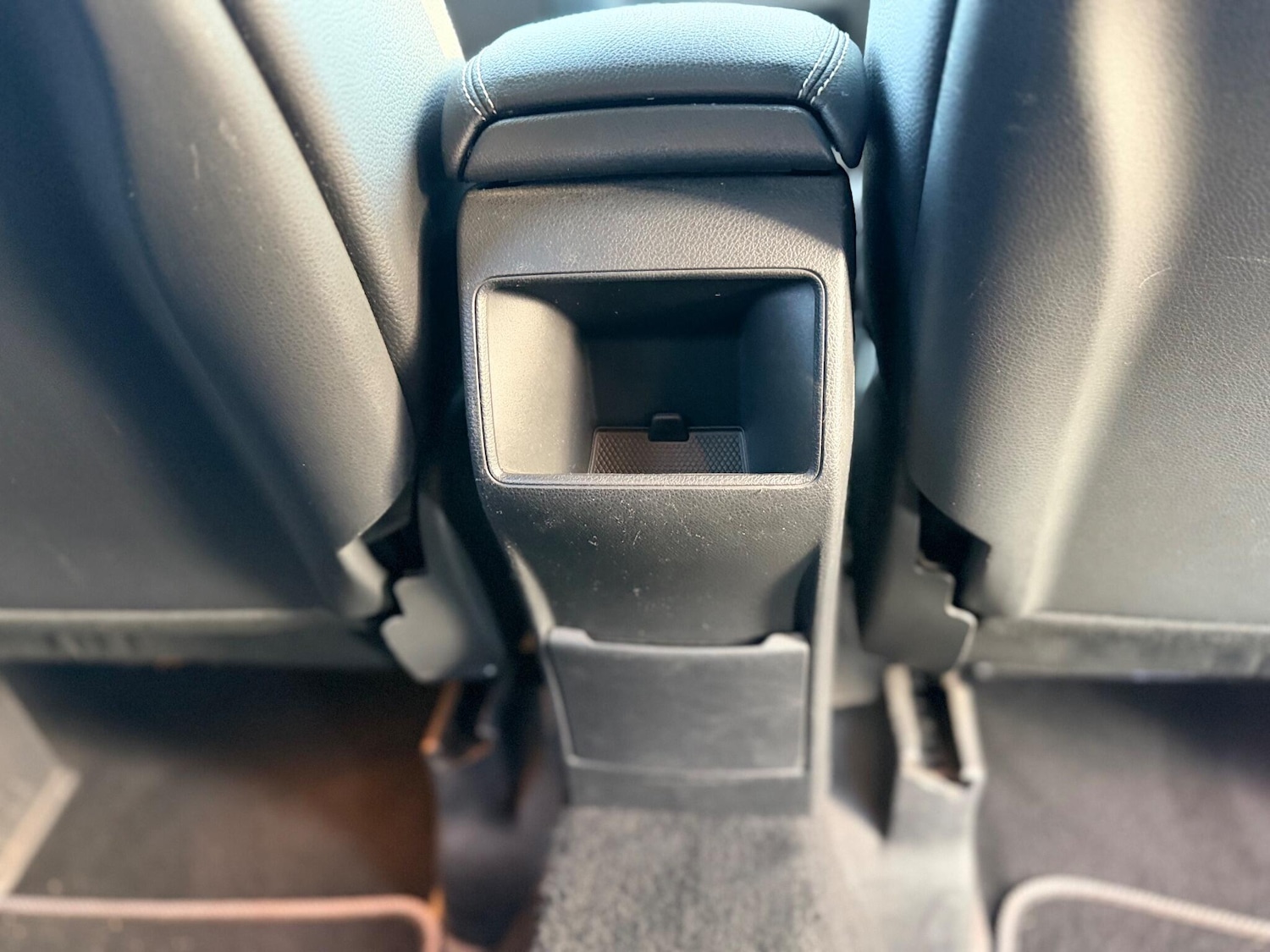 Used Mercedes-Benz B Class 2013 for sale - 76912920: Photo 80