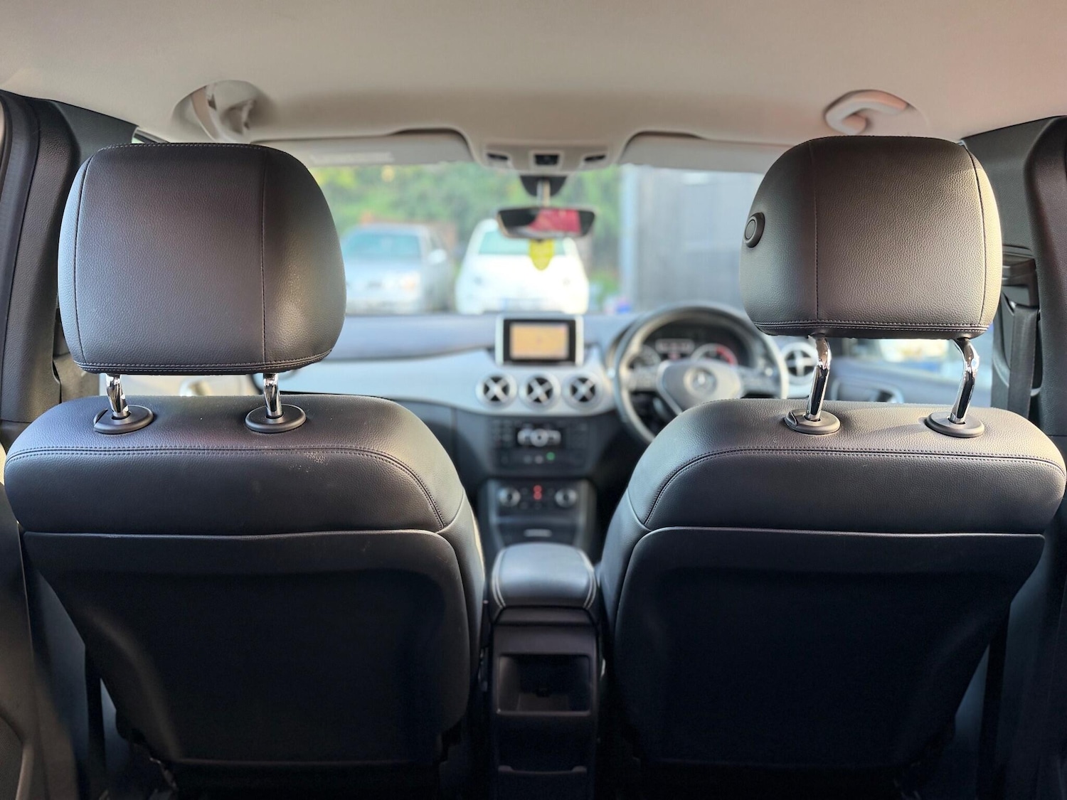 Used Mercedes-Benz B Class 2013 for sale - 76912920: Photo 81