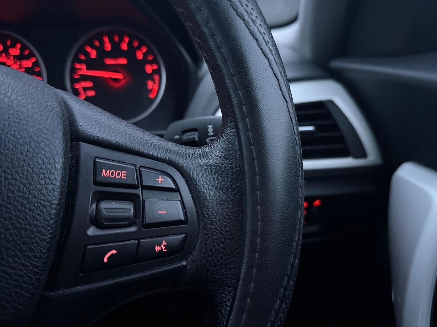 Used BMW 1 Series 2013 for sale - 77040986: Photo 46