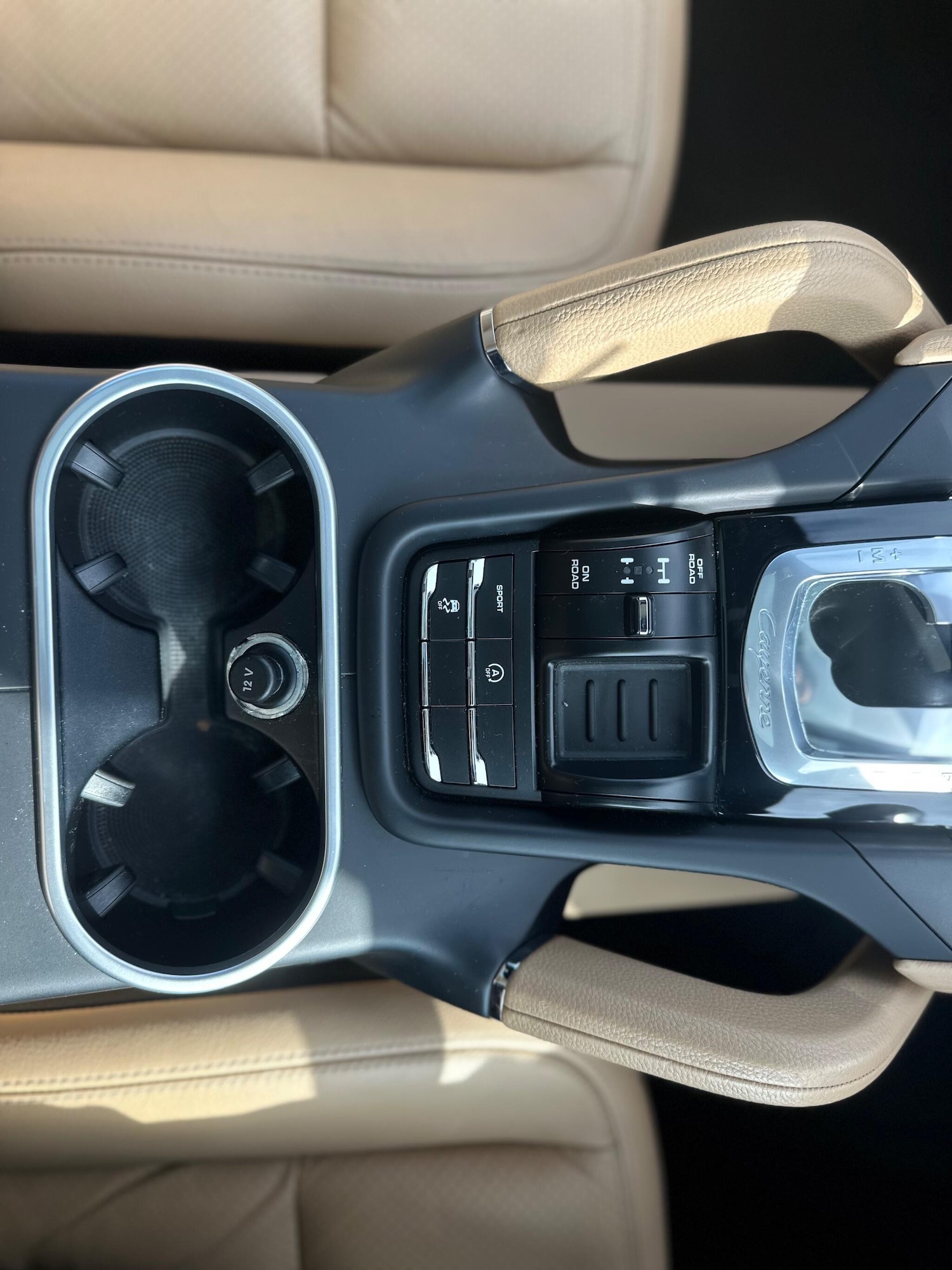 Used Porsche Cayenne 2015 for sale - 76294700: Photo 30