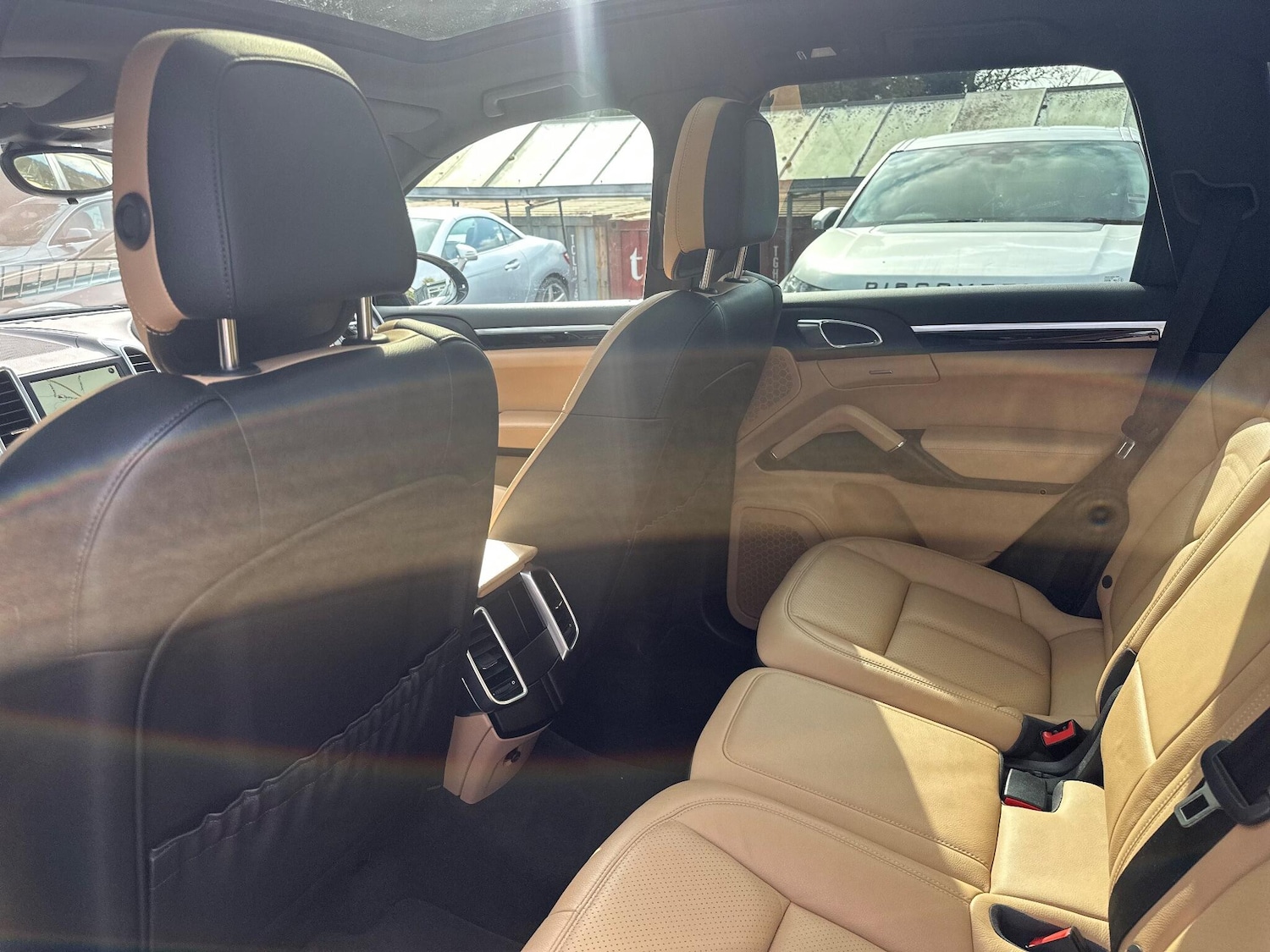 Used Porsche Cayenne 2015 for sale - 76294700: Photo 41