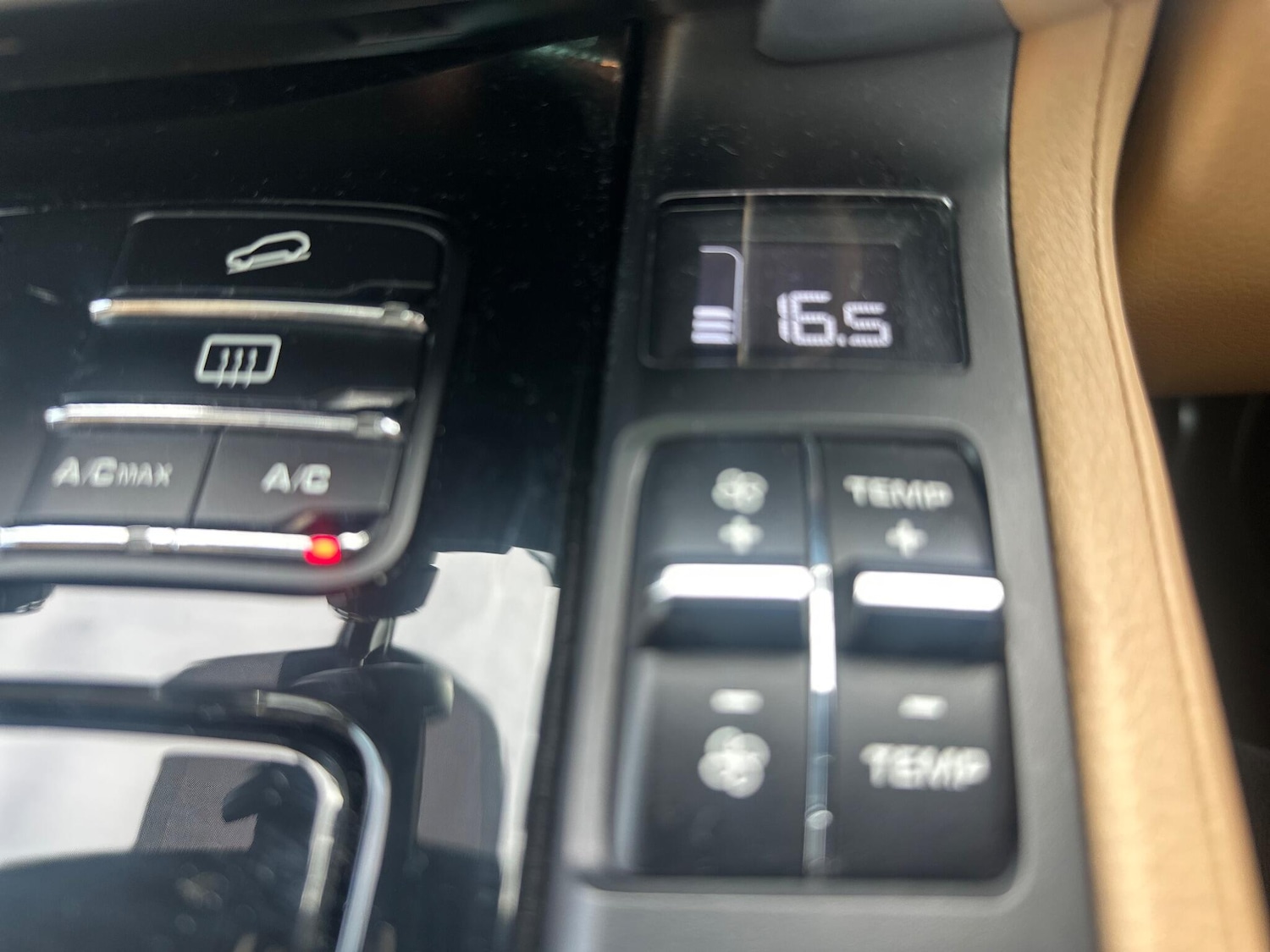 Used Porsche Cayenne 2015 for sale - 76294700: Photo 45