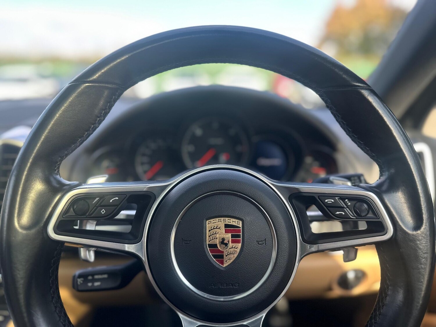 Used Porsche Cayenne 2015 for sale - 76294700: Photo 61