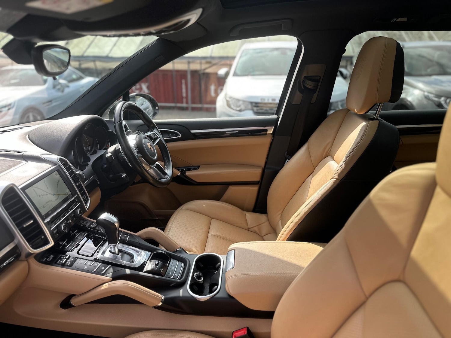 Used Porsche Cayenne 2015 for sale - 76294700: Photo 63