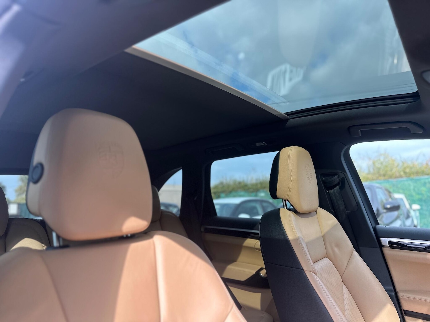 Used Porsche Cayenne 2015 for sale - 76294700: Photo 78