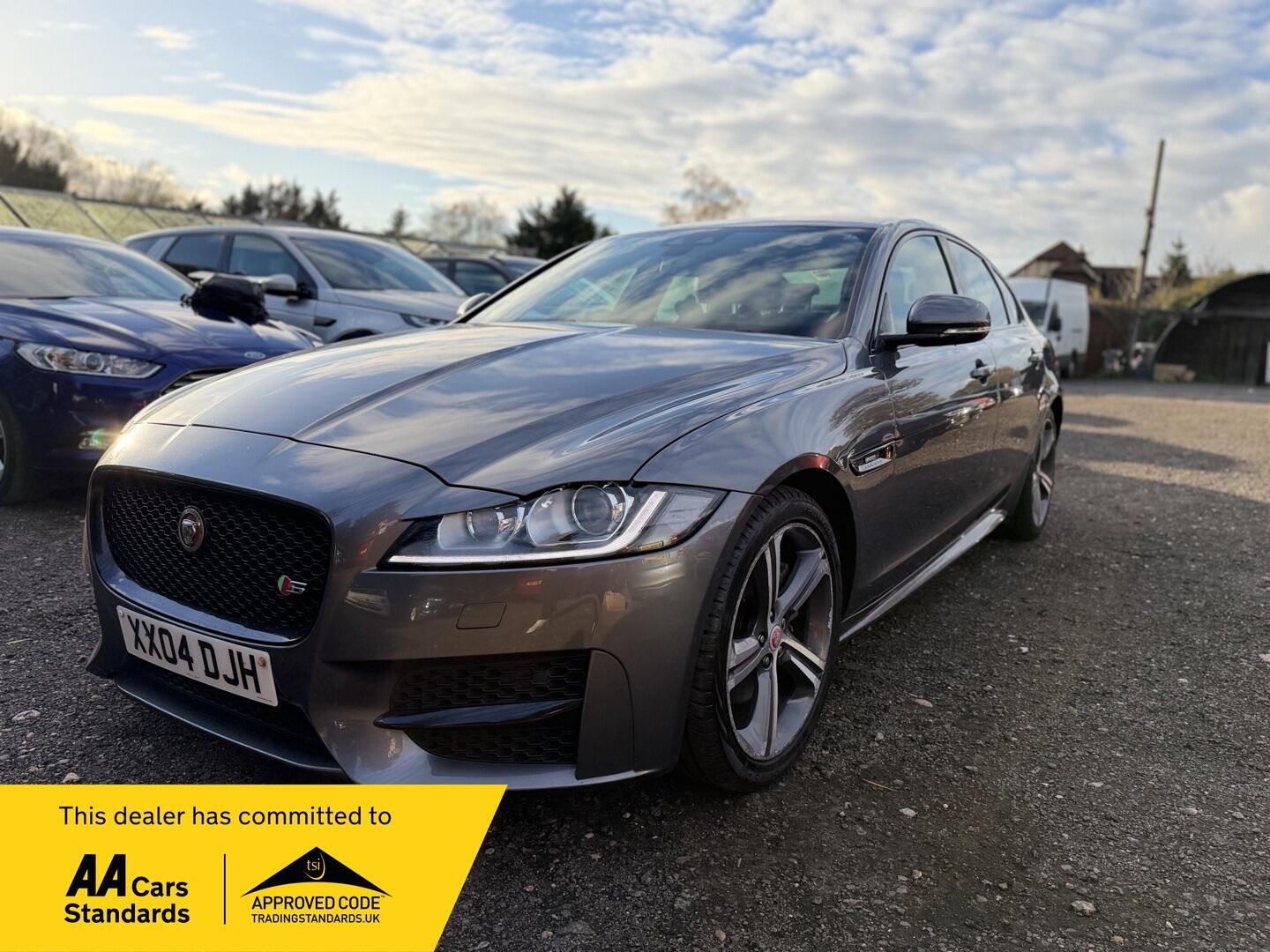 Used Jaguar XF 2015 for sale - 76992124: Photo 3