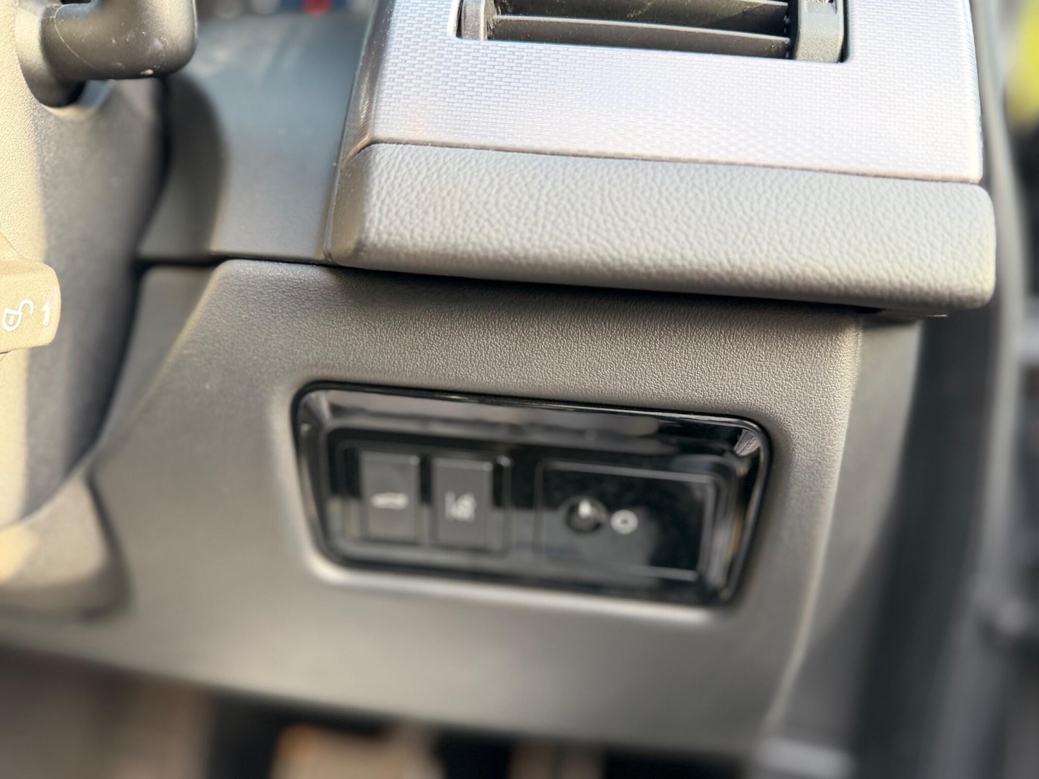 Used Jaguar XF 2015 for sale - 76992124: Photo 43