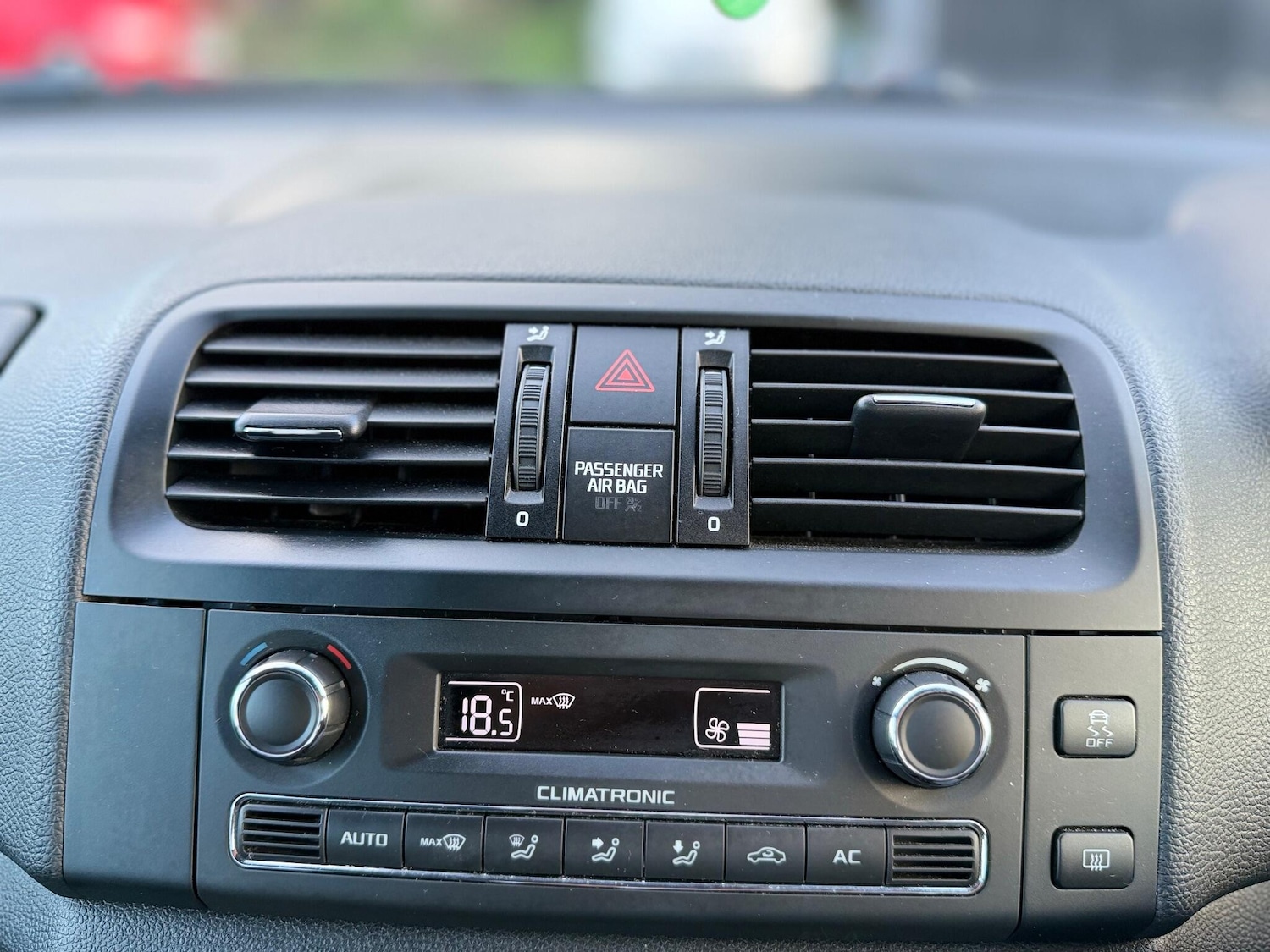 Used Skoda Fabia 2010 for sale - 77029469: Photo 52