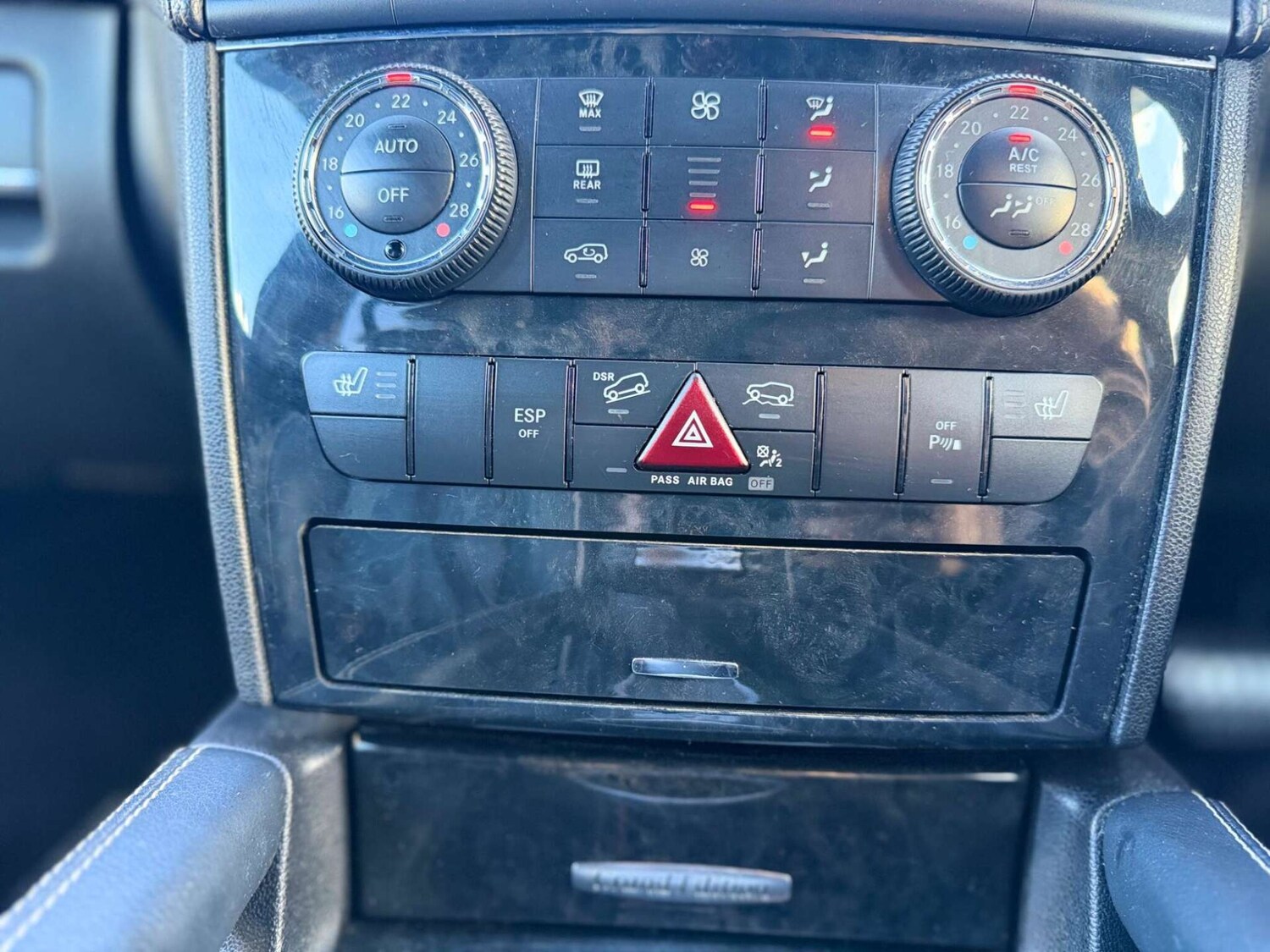 Used Mercedes-Benz M Class 2011 for sale - 77946157: Photo 31