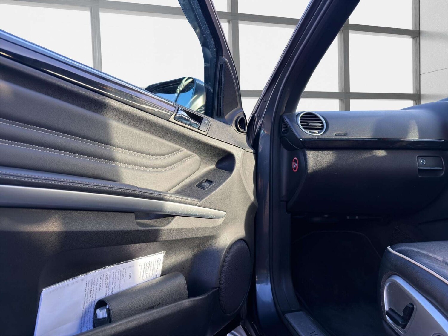 Used Mercedes-Benz M Class 2011 for sale - 77946157: Photo 33