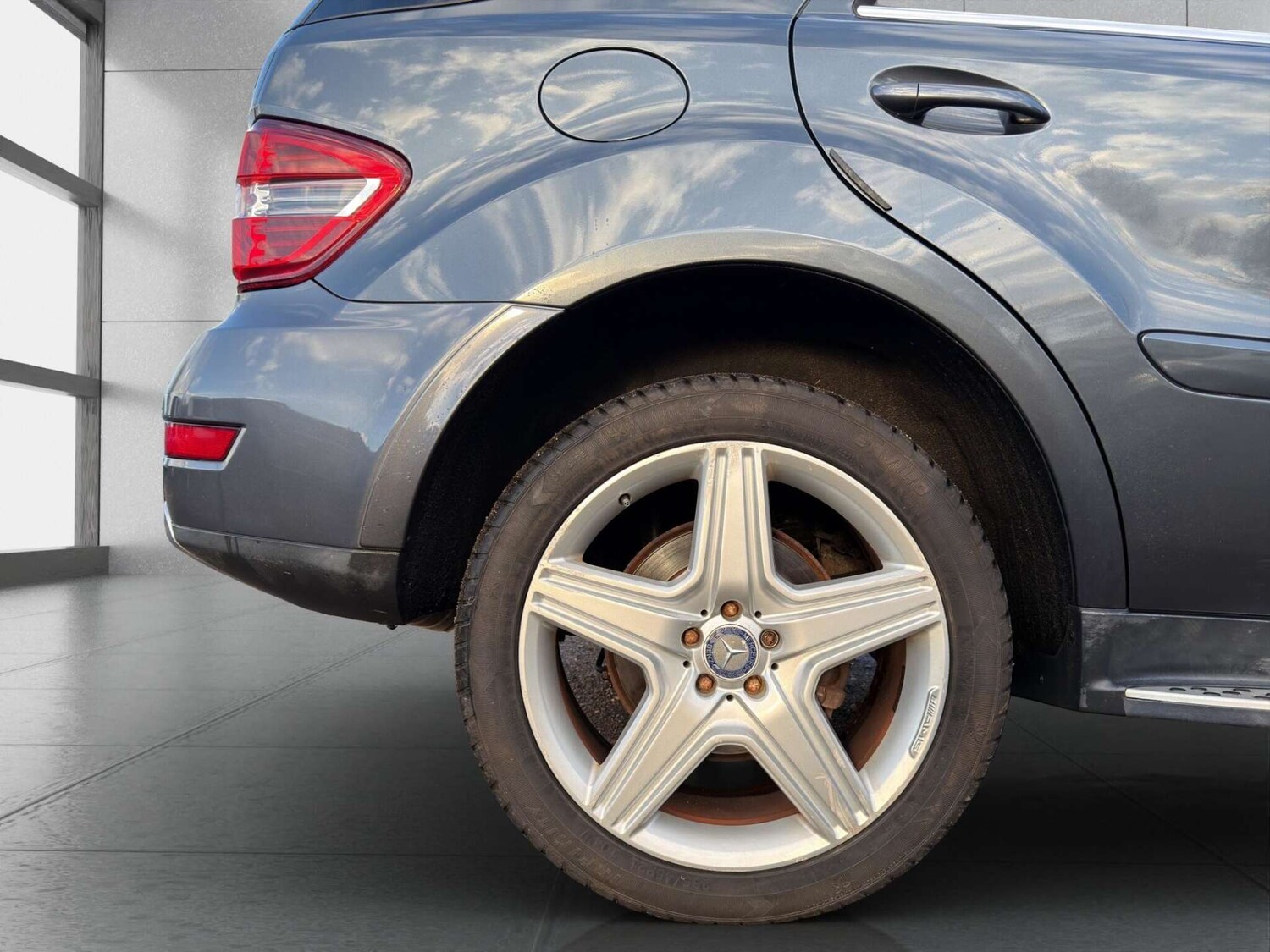 Used Mercedes-Benz M Class 2011 for sale - 77946157: Photo 35