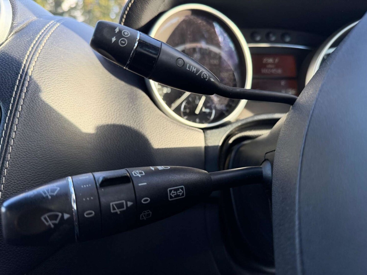 Used Mercedes-Benz M Class 2011 for sale - 77946157: Photo 57