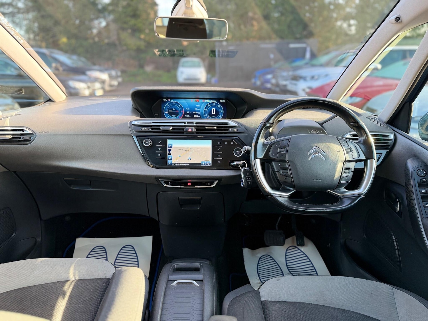 Used Citroen C4 Grand Picasso 2015 for sale - 76936548: Photo 31