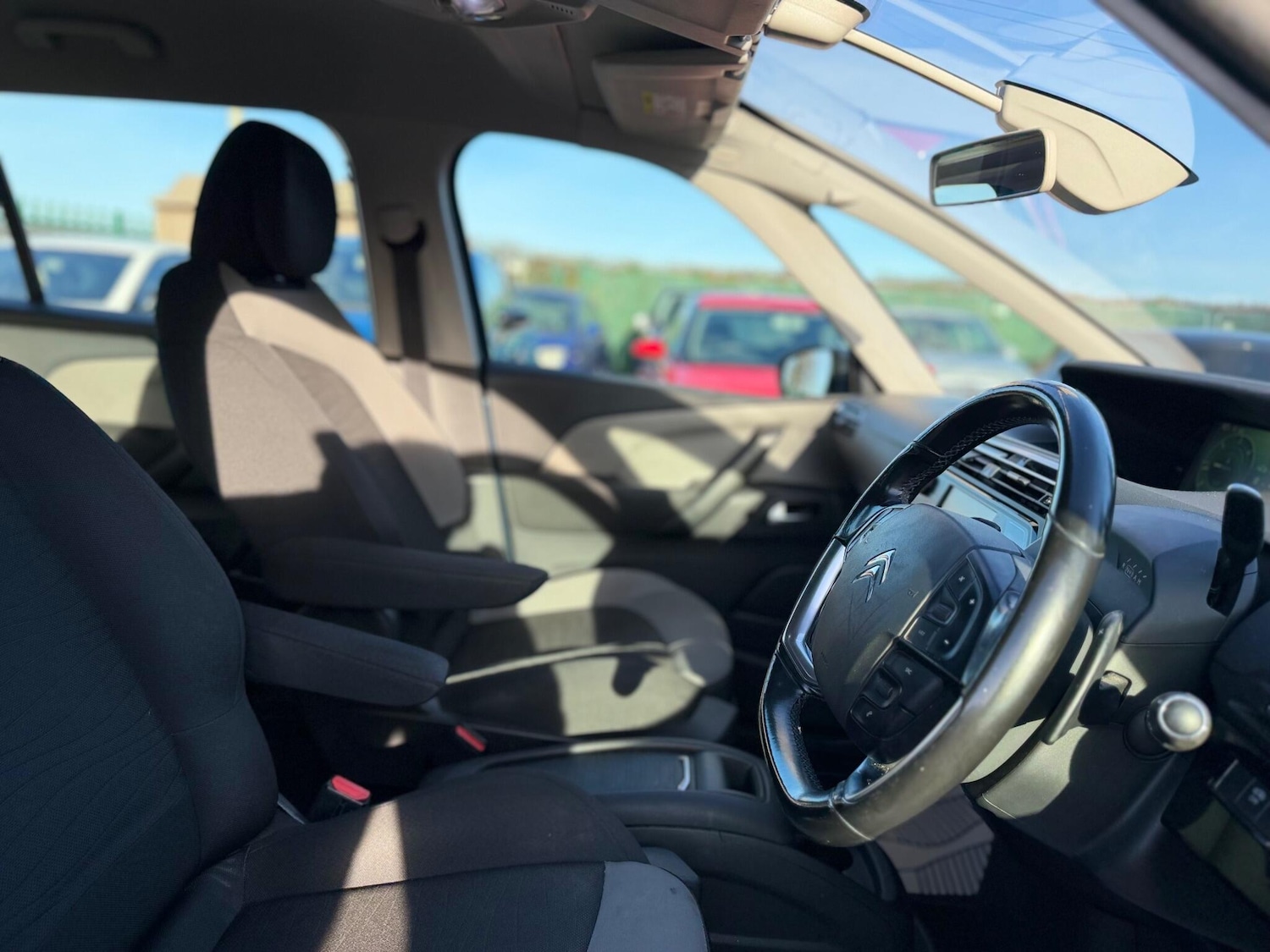 Used Citroen C4 Grand Picasso 2015 for sale - 76936548: Photo 36