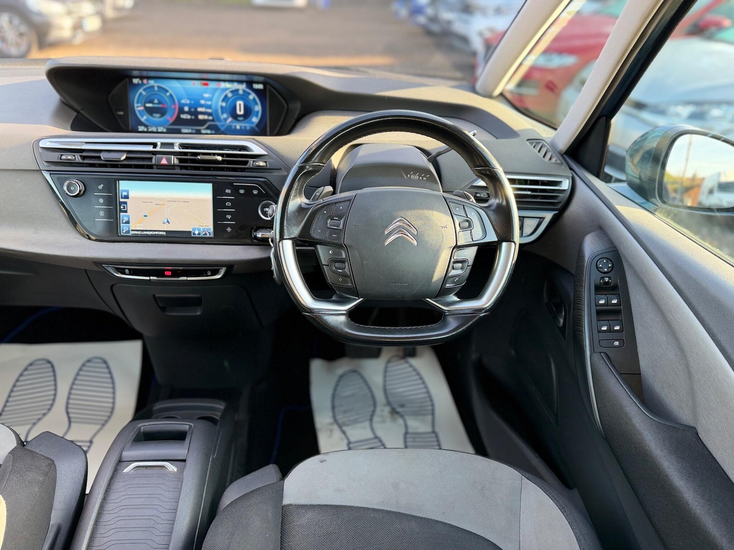 Used Citroen C4 Grand Picasso 2015 for sale - 76936548: Photo 78