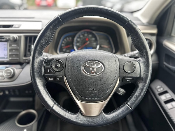 Used Toyota RAV4 2014 for sale - 76200031: Photo 64