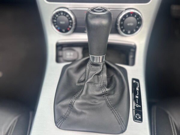 Used Mercedes-Benz SLK 2013 for sale - 75339885: Photo 49