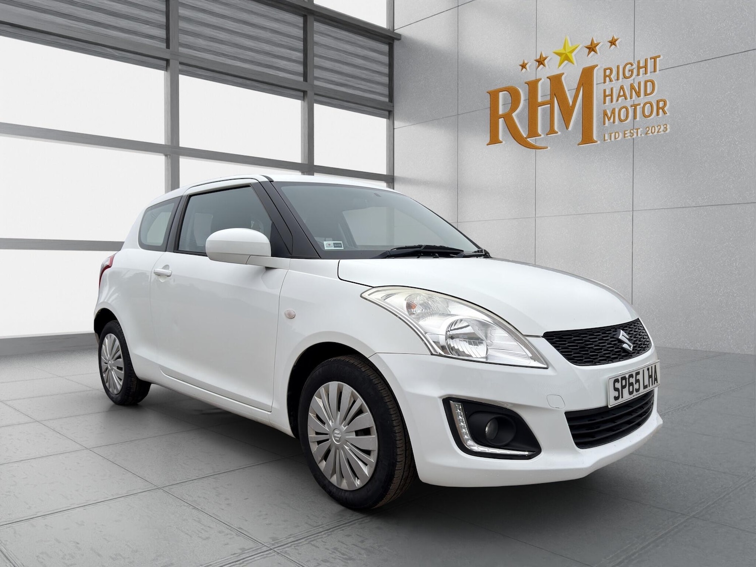 Used Suzuki Swift 2015 for sale - 77799424: Photo 11