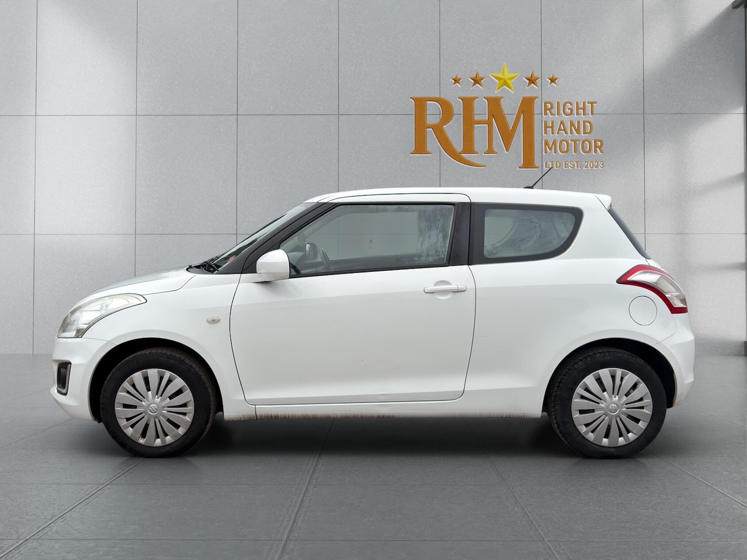 Used Suzuki Swift 2015 for sale - 77799424: Photo 18