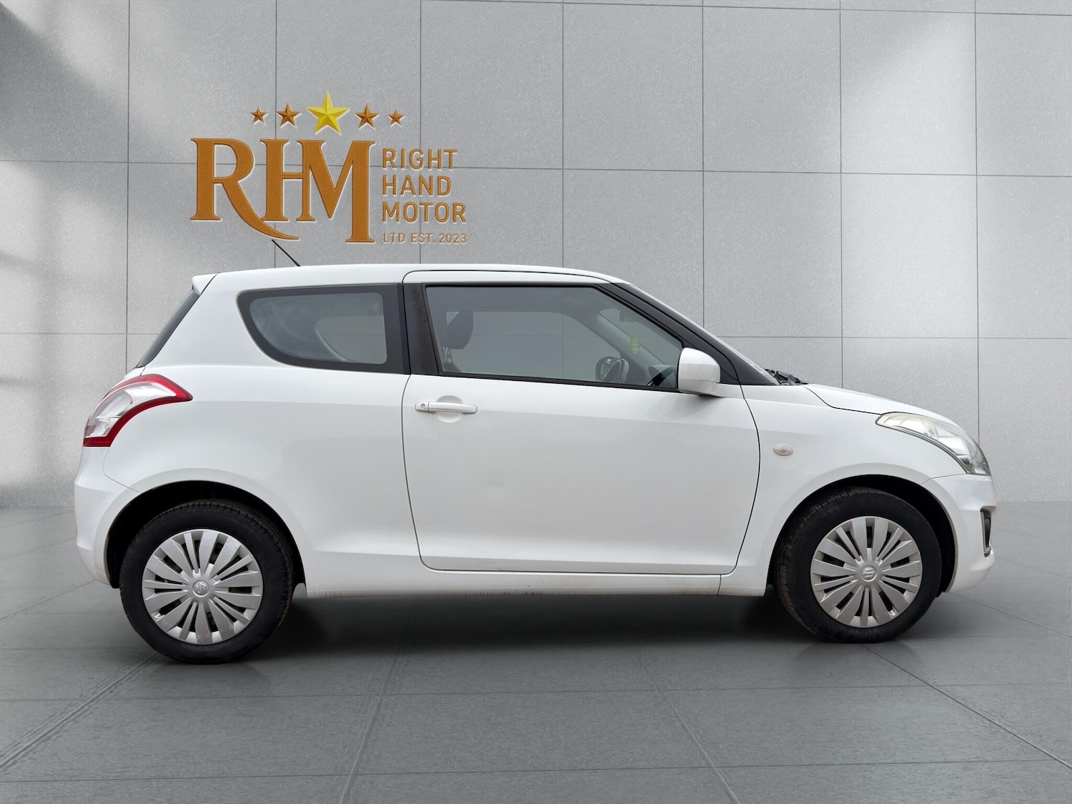 Used Suzuki Swift 2015 for sale - 77799424: Photo 21