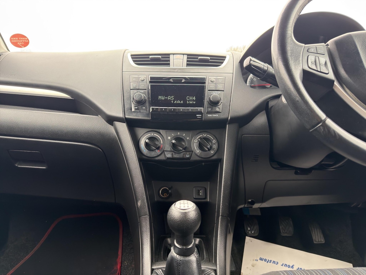 Used Suzuki Swift 2015 for sale - 77799424: Photo 24