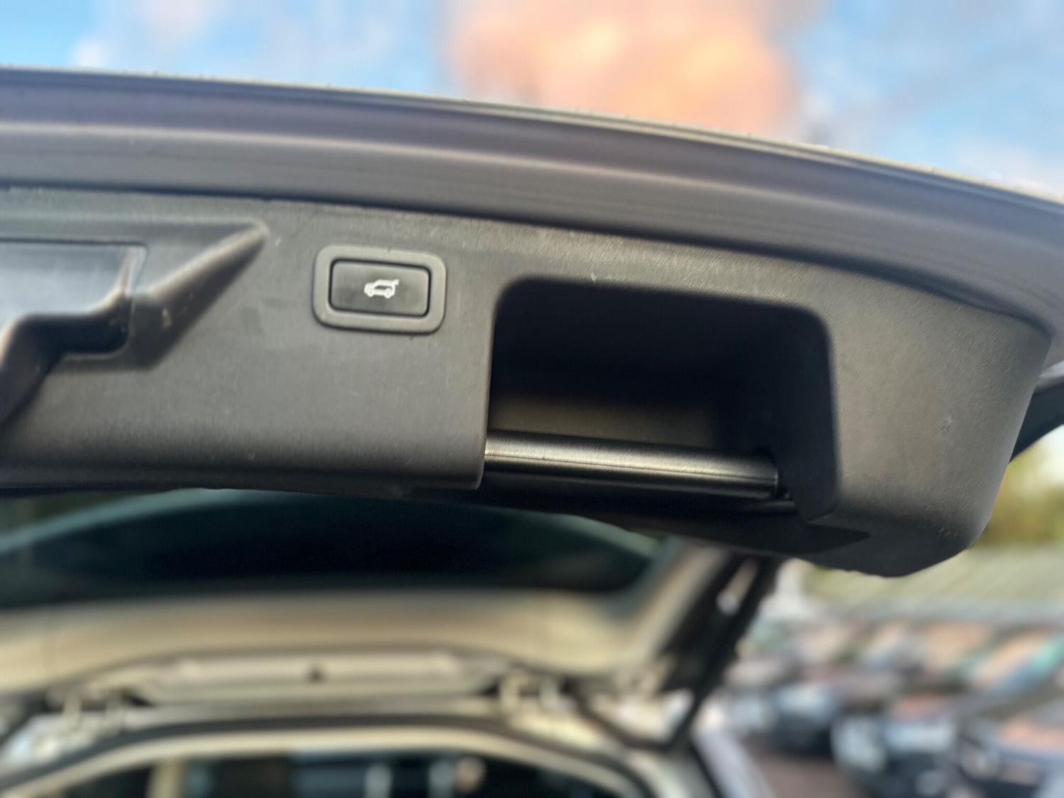 Used Land Rover Discovery Sport 2015 for sale - 76987895: Photo 38