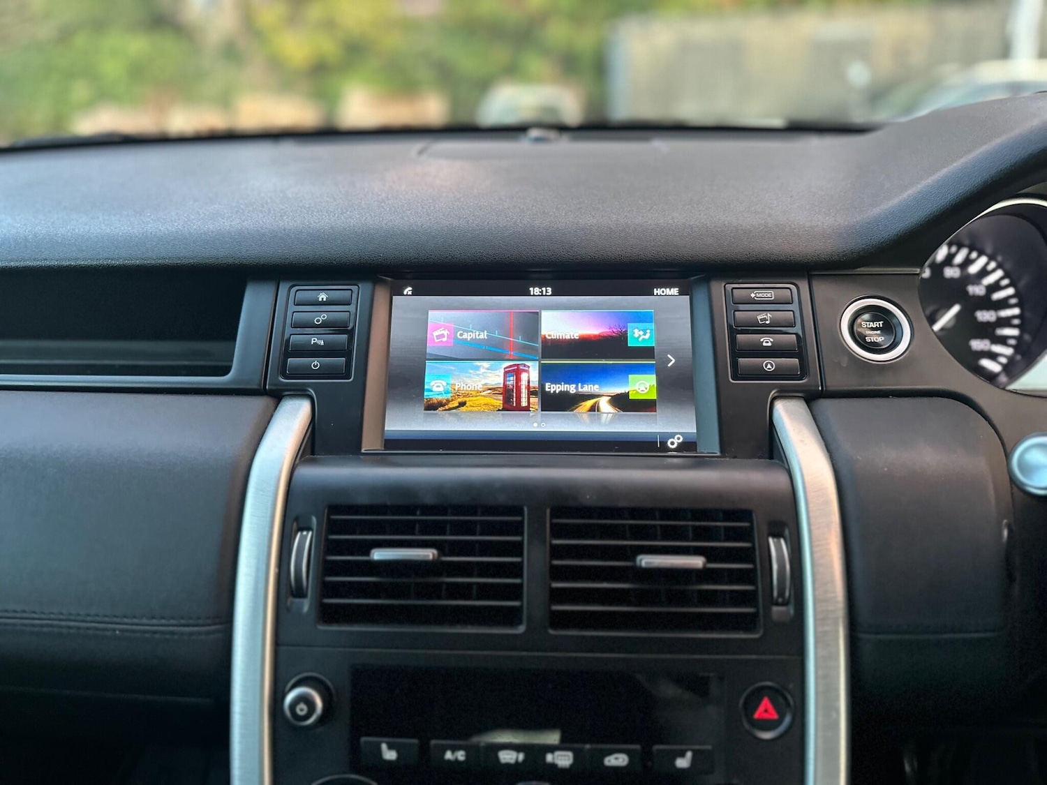 Used Land Rover Discovery Sport 2015 for sale - 76987895: Photo 45