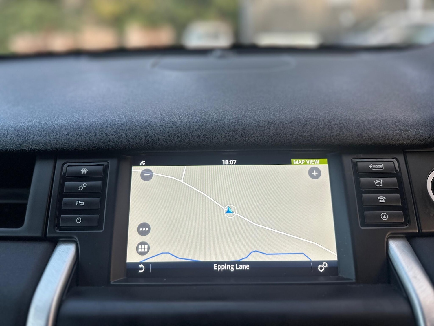 Used Land Rover Discovery Sport 2015 for sale - 76987895: Photo 48